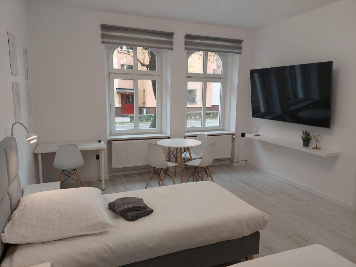 Apartament Na Weekend Świdnica Esterno foto