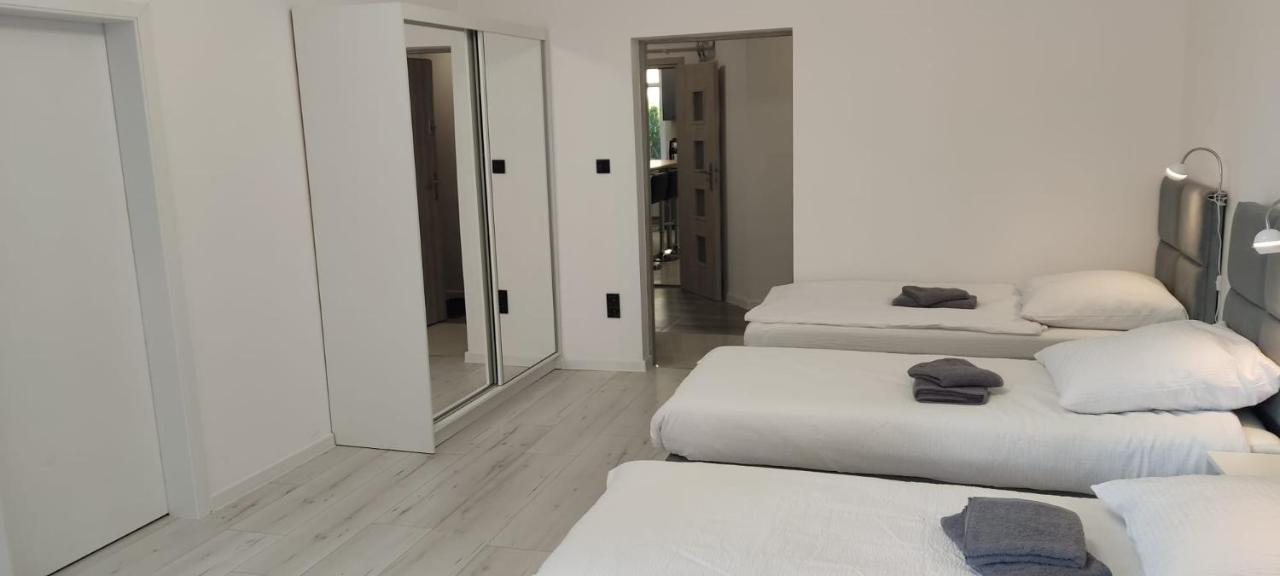 Apartament Na Weekend Świdnica Esterno foto